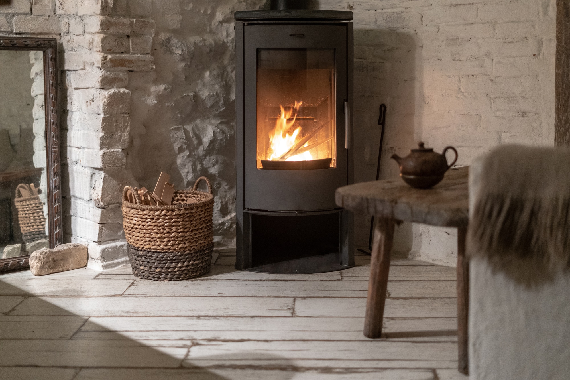 Best woodstove under $2,000: Complete Buyer’s Guide