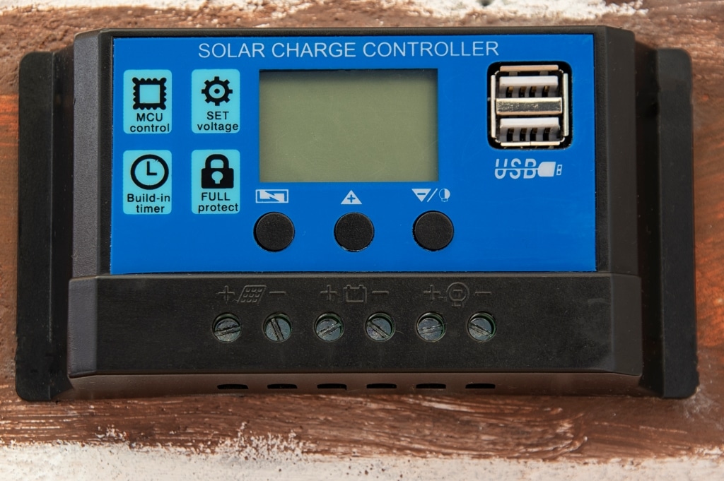 solar charge controller