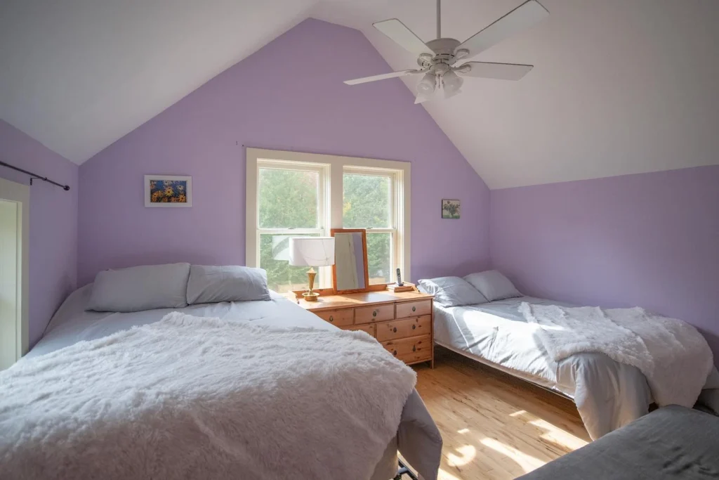 bedroom ideas for purple walls